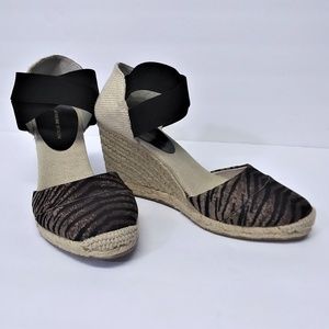 Adrienne Vittadini Animal Print Birna Wedge